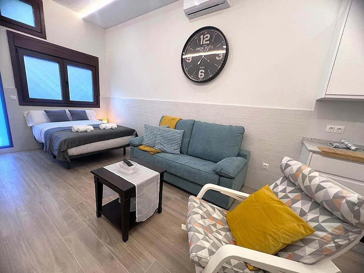 Evans Realty Bo Martiricos Estudio & Renovado Málaga