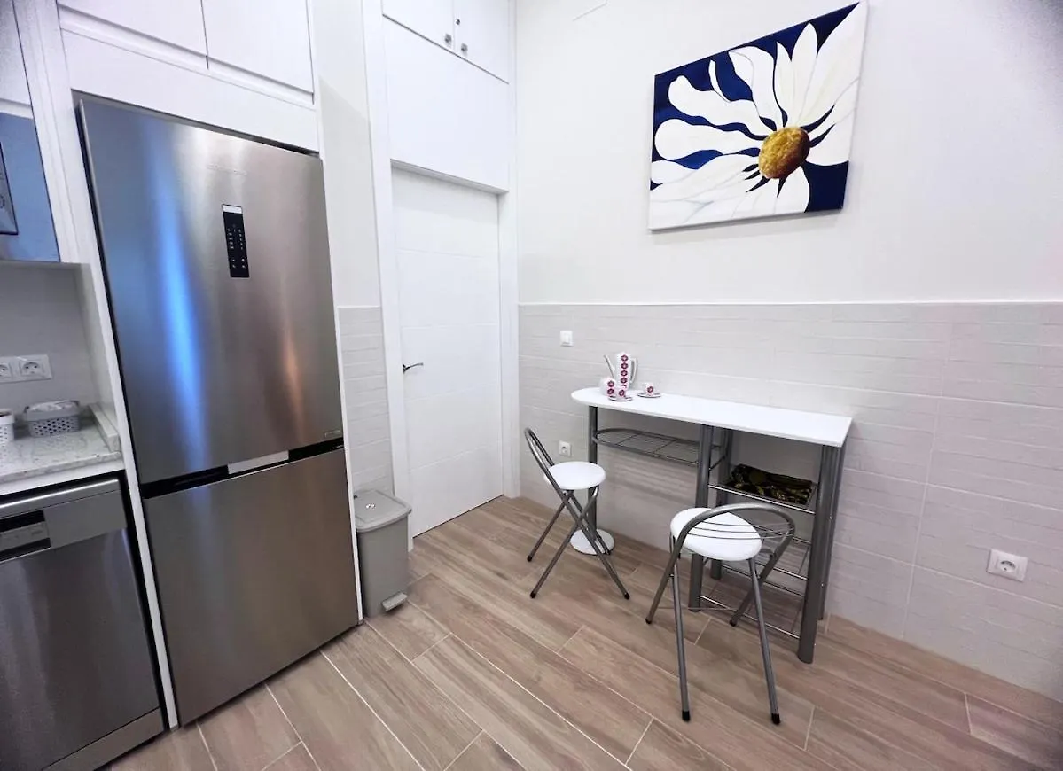 Evans Realty Bo Martiricos Estudio & Renovado Málaga