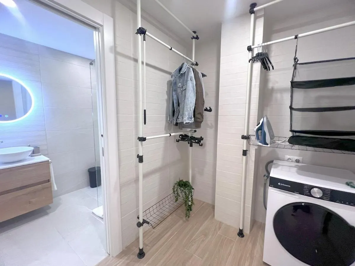 Evans Realty Bo Martiricos Estudio & Renovado Málaga